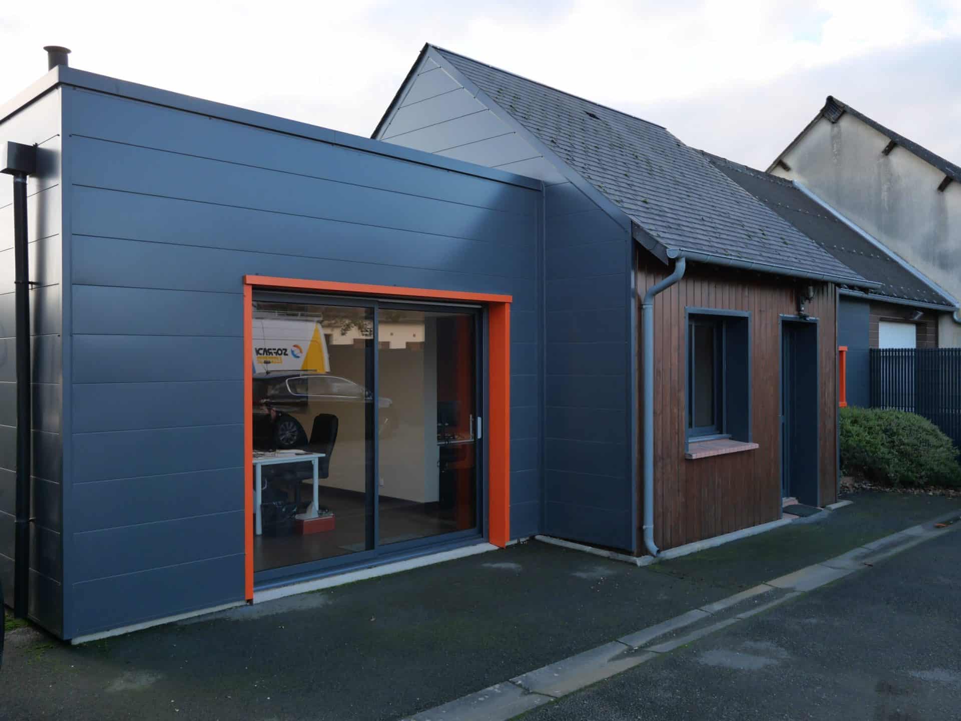 Découvrez les nouveaux bureaux de SOFRADI Le Mans et bénéficiez de nos services en aménagements intérieurs et maintenance de menuiseries extérieures.