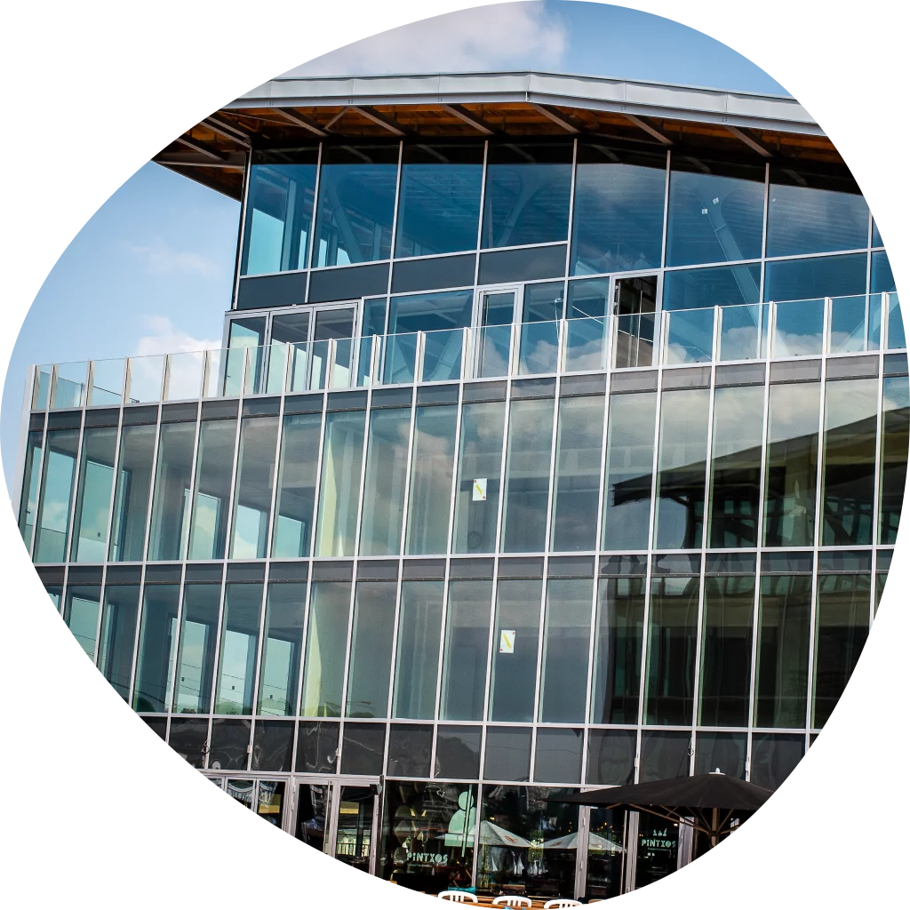 Sofradi - Façades Fenêtres Aluminium - Mur Rideau